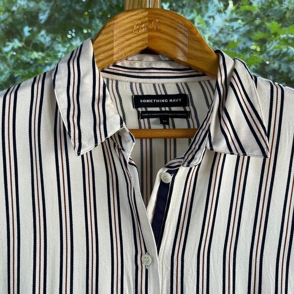 Something Navy Women's Striped Button Down Blouse Oversized Cuffs Size XS. - Picture 3 of 9